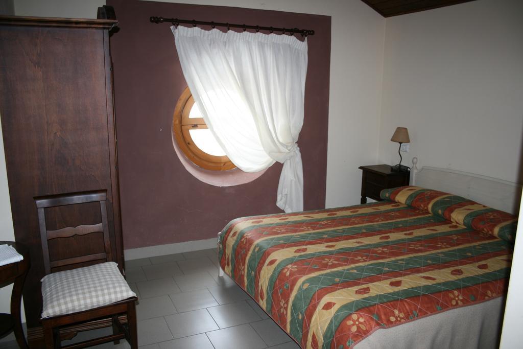 Locanda Del Sorriso Entracque Quarto foto