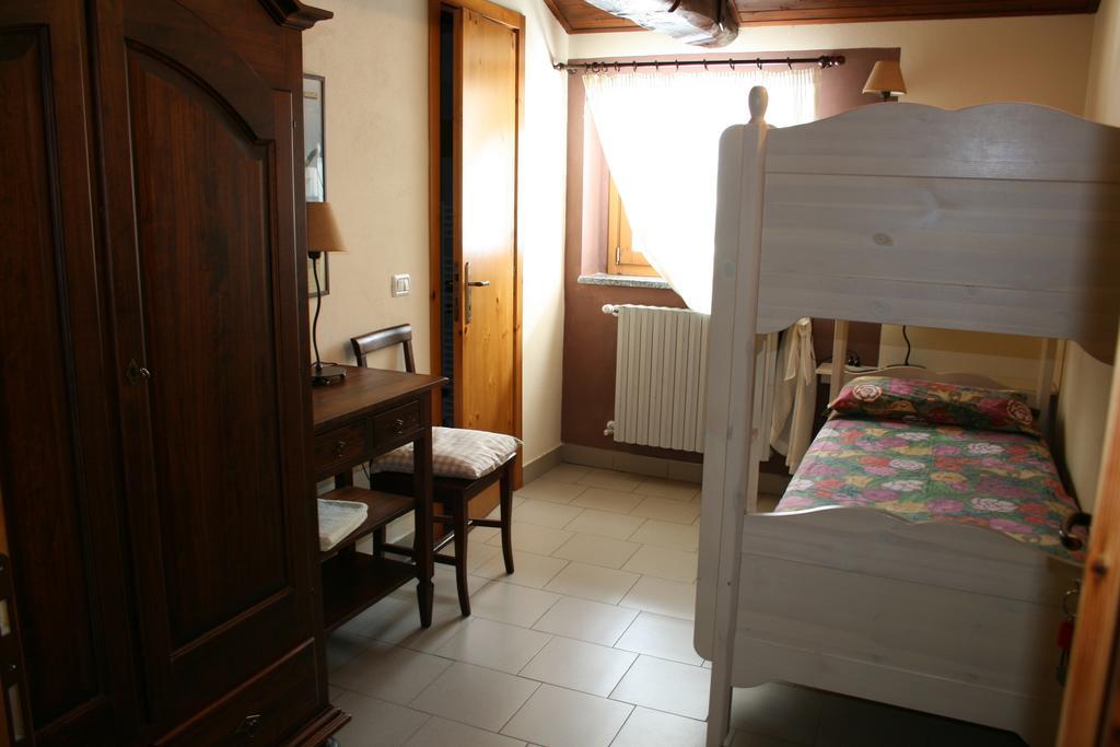 Locanda Del Sorriso Entracque Quarto foto